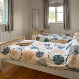Oak Farm Lodges, hotel in Roydon