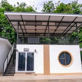 Baan Maew Ma Ruay Cozy Modern House HAPPY STAY, hotell sihtkohas Sukhothai