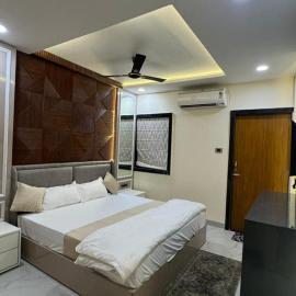 Hotel Gatik Inn โรงแรมในSānāwad