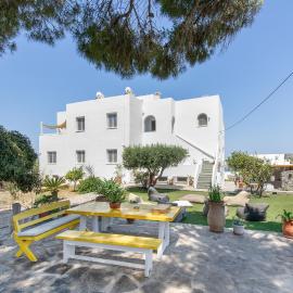 Crystal Dream Paros, Hotel in Kampos Paros