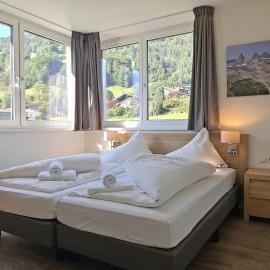 Drei Türme Apartments Top 5 by Alpenfeder, hotel in Tschagguns