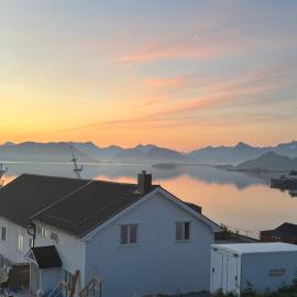 Grønøy - Verdens fineste øy! Fantastisk utsikt!, hotel in Meløya