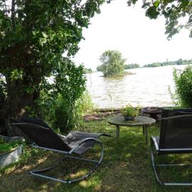 Exceptional B&B, hotel in Reeuwijk
