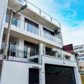 Akshana Residency, hotel in Dehiwala