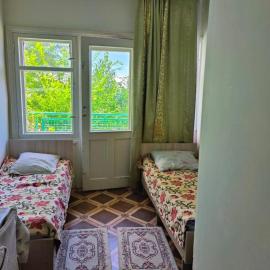 Дом отдыха – hotel w mieście Bosteri