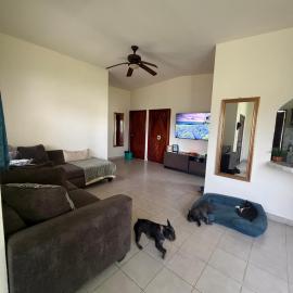 Beautiful Quiet Avacion House, hotelli kohteessa Naranjos