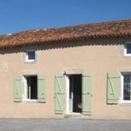 Gîte de l'Esservier, отель в городе Persac
