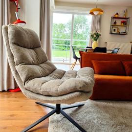 MOUT Deinze private appartment in downtown Deinze and terrace, hotel in Deinze