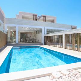 The Serata Villas, hotel sa Hanioti