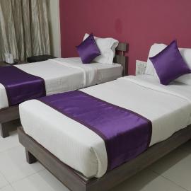 Hotel highway inn, hotel u gradu Gandidam