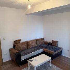 Ring Urban Apartment, hotel in Kosovo Polje