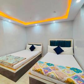 Shri Homestay 800m from kashi vishwanath, hotel in Varanasi