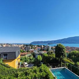 Villa Kira 2, Hotel in Verbania