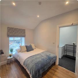 Newly Refurbished Townhouse