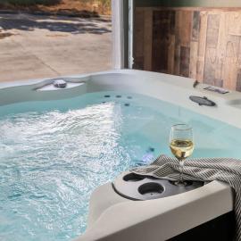 Boarder's Basecamp Hot Tub Flagstaff