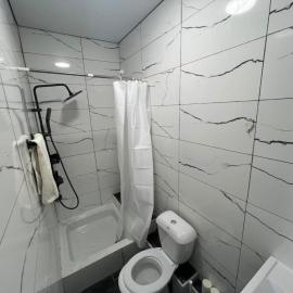 Номер в Гостевом Доме Акбар, hotel in Chon-Sary-Oy