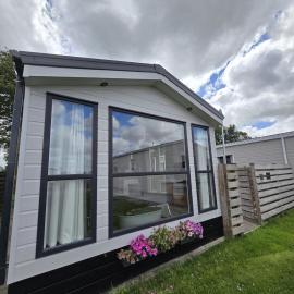 PRACHTiG CHALET ZONNESTRAAL, hotel in Westerland