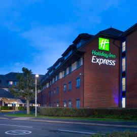 Holiday Inn Express Birmingham Airport NEC by IHG, hotel di Bickenhill