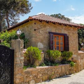 Mondovilla a charming villa in ancient Side near the theatre just 60 meters from the beach, hotel Sidében