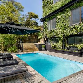 The Pines Men-Only Stay: Fire Island Pines şehrinde bir otel