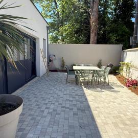 Lovely guest house with free parking