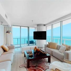 Jade Beach Escape, hotel in Sunny Isles Beach