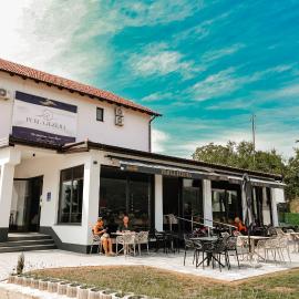 Viesnīca Perla jezera B&B pilsētā Prozor