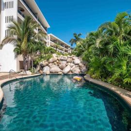 Beautiful Beach access 2 bedroom condo! For Sale, hotel en Tangolunda