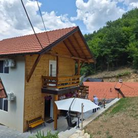 Visočka Banja Apartmani, Hotel in Arilje