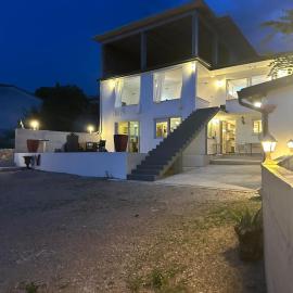 Irma Haus, hotel in Jadranovo