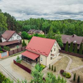 Всім бобра, hotel u gradu Pulʼmo
