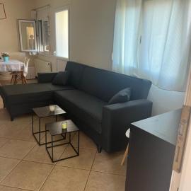 Renas' Apartments in Chios island