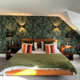 Luxury Boutique Apartment in an Exclusive Village near Bedford, hotel em Biddenham