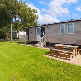 Lakeland Holiday Home, hotel en Flookburgh