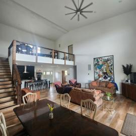 LG's Over White River - 4 Bedroom 3 Bath Spacious House, hotel en Gassville