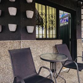 aparta estudio pequeño, hotel em Itagüí