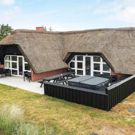 Tranquil Beach Retreat - By Traum Ferienwohnungen