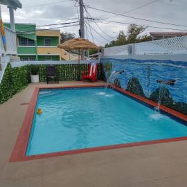 2 Pools - Solar - Playa Santa - Apto E, hotel en Guánica