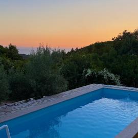 Sun Place, Hotel in Bigovo