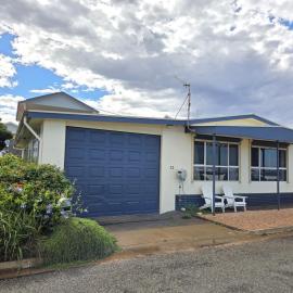 Dolphin Cove, hotel in Wallaroo