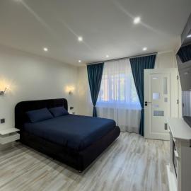 Luu's Studio!, hotel in Hunedoara