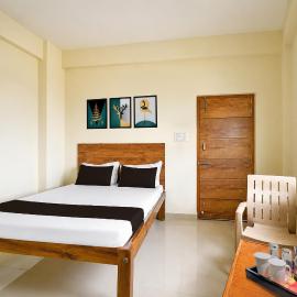 Hotel O Savi Rooms, hôtel à Gubbi
