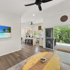 Tropic 21, hotel in Picnic Bay