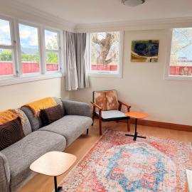 Farley Avenue Turret & Lounge, Hotel in Greytown