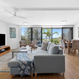 Beautiful Belmore Retreat Easy Walk to Beach, hotell sihtkohas Sunshine Beach