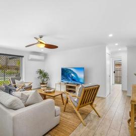 The Seahaven Family Home with Pool Pet Friendly, hotel en Castaways Beach