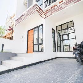 Griya Sidobali Syariah Family Only, hotel en Demangan