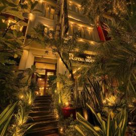 Hotel Royal, hotel em Vân Lũng