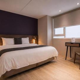 P&F Hotel, hotel in Taichung
