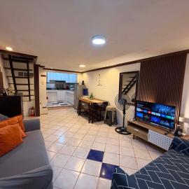 CheapEntireHouse Mel Place in Mandaue with Netflix for 5pax or more, hotel a Ciutat de Mandaue